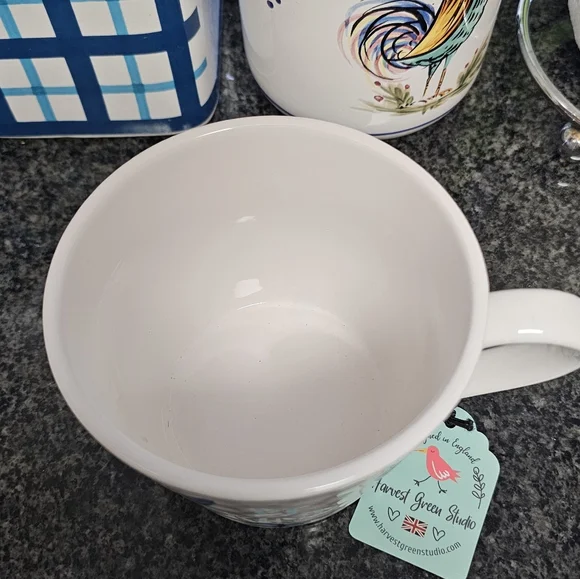 White Mug with Butterfly Design - Be Kind - Picture 2 of 4
